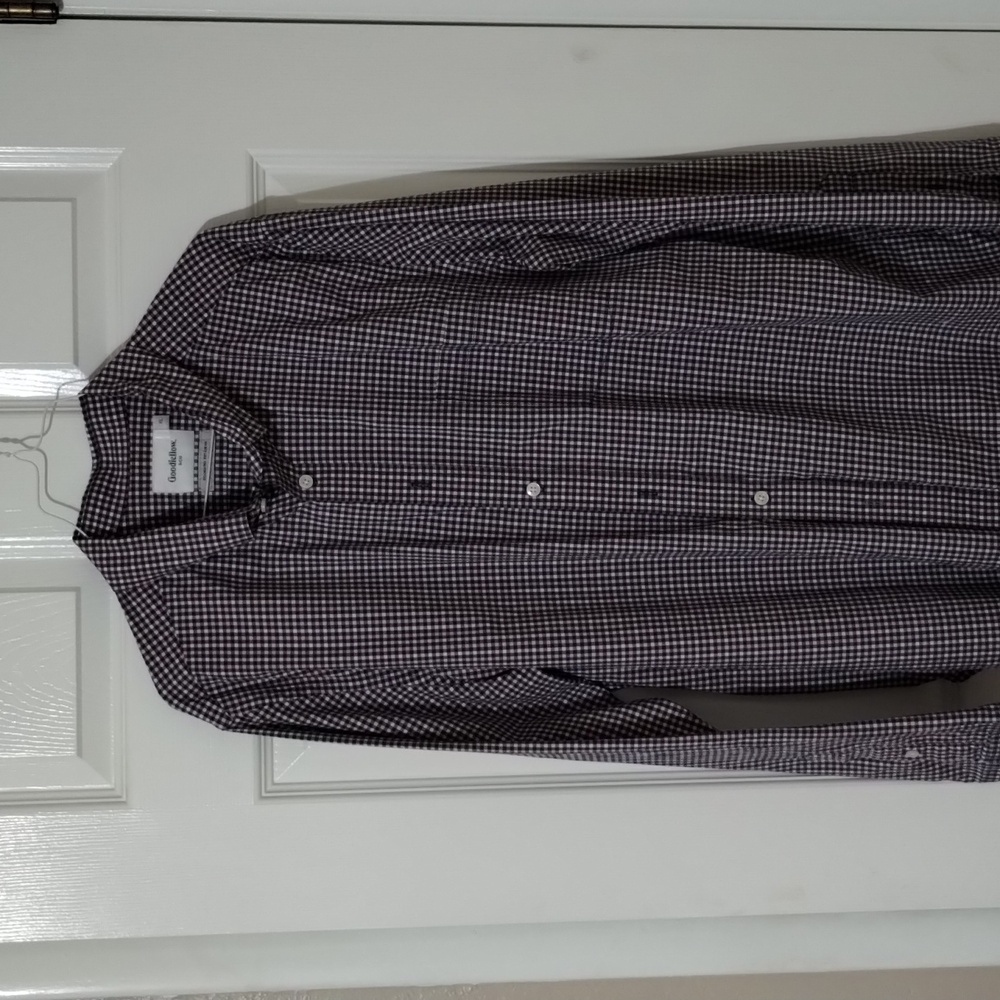 Goodfellow long sleeve button down shirt XL pink and black plaid